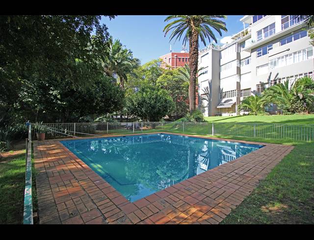 3 BEDROOM APARTMENT FOR SALE IN HOUGHTON ESTATE